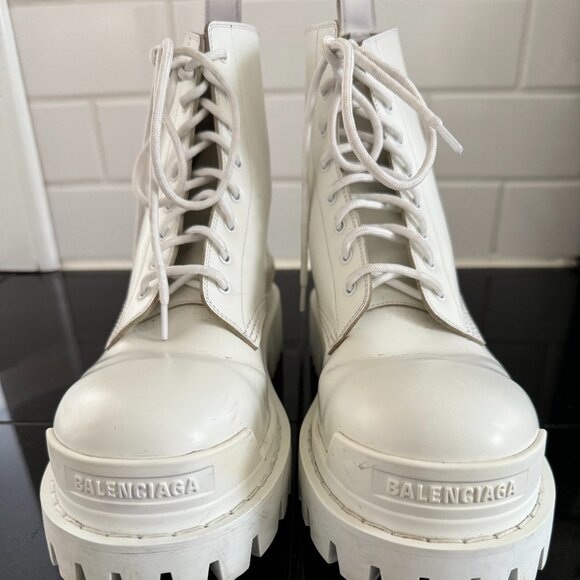 Balenciaga White Strike Combat Boots Size 37 Excellent Pre-worn condition - Picture 2 of 8